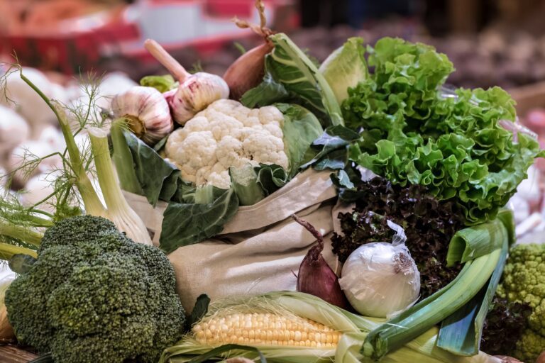 Saving Money on Groceries During Inflation and a Tariff War